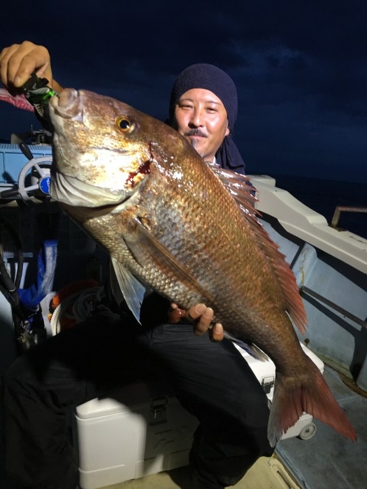 ライトジギングで出船 の写真