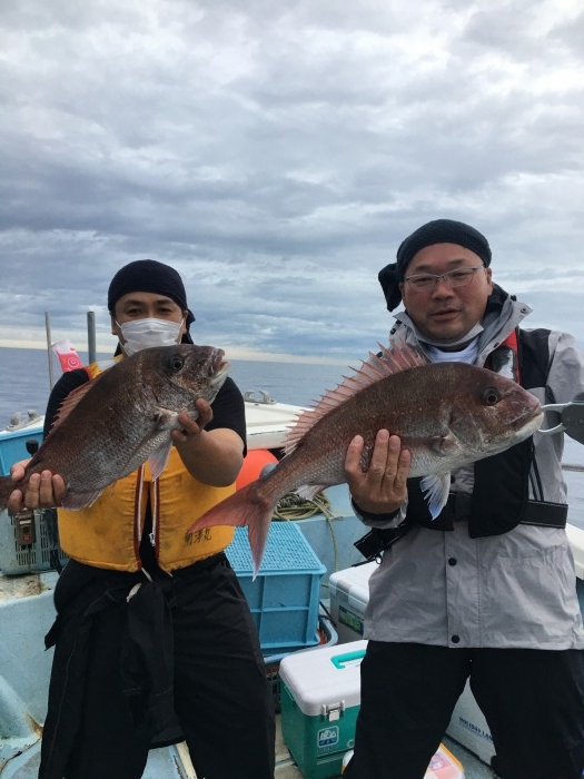 タイラバ便とイカメタル便 の写真