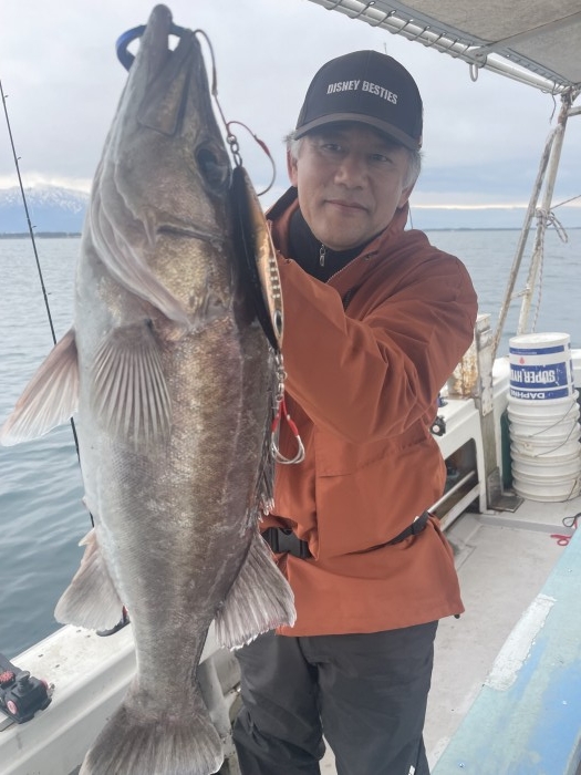 東のポイントにアラとアカムツに行きました の写真