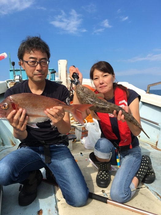日曜午後便は1つテンヤ真鯛 の写真
