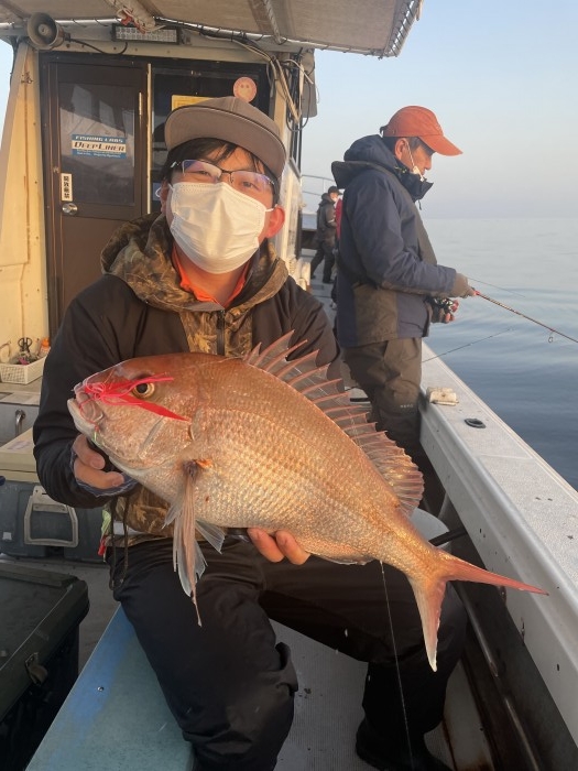 今日は朝から当たります。タイラバ の写真