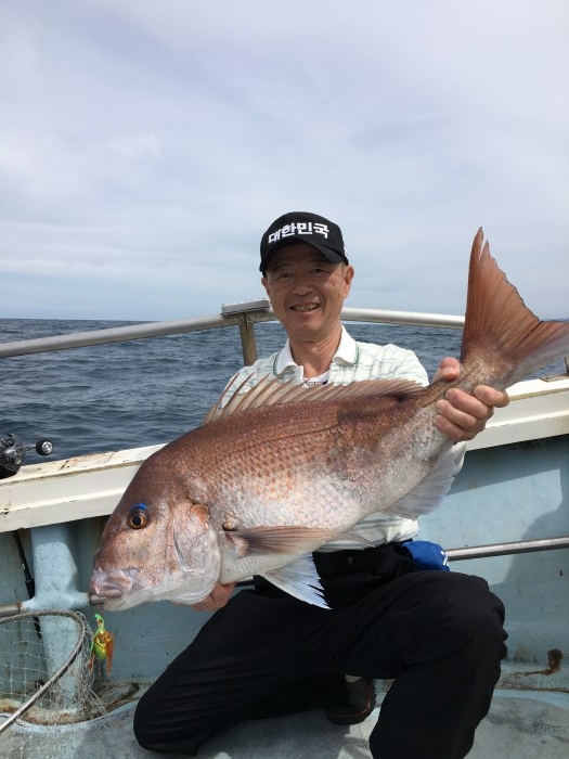 金曜、タイラバ、スロージギング の写真