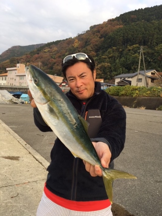 ジギングは釣れず鯛ラバで の写真